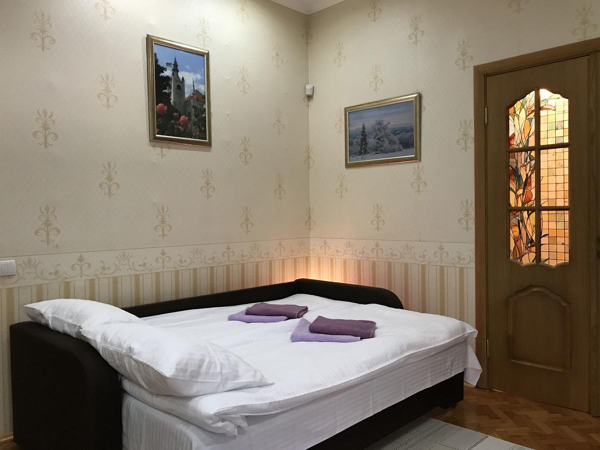 Large Apartment In The City Center Mukatjevo Eksteriør billede